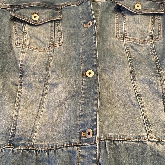 J. Jill light blue denim jacket with raw hem - Picture 15 of 15